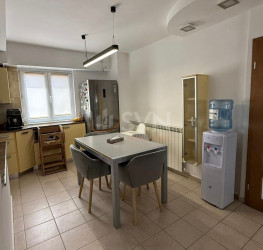 Apartament, 3 camere cu loc parcare subteran inclus Bucuresti/Piata Unirii (s3)