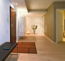 Apartament, 3 camere cu loc parcare subteran inclus Bucuresti/Herastrau