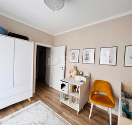 Apartament, 3 camere cu loc parcare subteran inclus Bucuresti/Titan