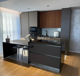 Apartament, 3 camere cu loc parcare subteran inclus Bucuresti/Herastrau