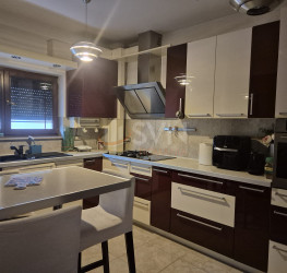 Apartament, 3 camere cu loc parcare subteran inclus Bucuresti/Dorobanti
