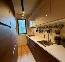 Apartament, 3 camere cu loc parcare subteran inclus Bucuresti/Herastrau