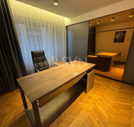 Apartament, 3 camere cu loc parcare subteran inclus Bucuresti/Herastrau