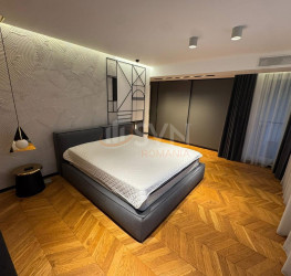 Apartament, 3 camere cu loc parcare subteran inclus Bucuresti/Herastrau