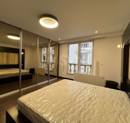 Apartament, 3 camere cu loc parcare subteran inclus Bucuresti/Herastrau