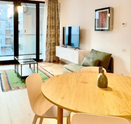 Apartament, 3 camere cu loc parcare subteran inclus Bucuresti/Herastrau