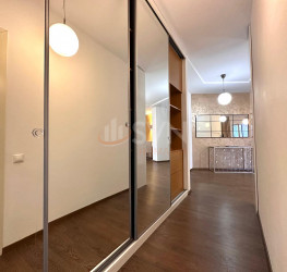 Apartament, 3 camere cu loc parcare subteran inclus Bucuresti/Pipera