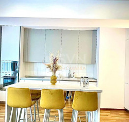 Apartament, 3 camere cu loc parcare subteran inclus Bucuresti/Herastrau