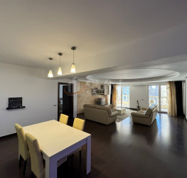 Apartament, 3 camere cu loc parcare subteran inclus Bucuresti/Herastrau