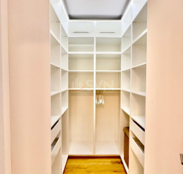 Apartament, 3 camere cu loc parcare subteran inclus Bucuresti/Herastrau