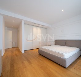 Apartament, 3 camere cu loc parcare subteran inclus Bucuresti/Herastrau