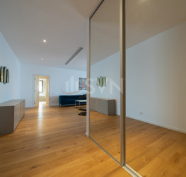 Apartament, 3 camere cu loc parcare subteran inclus Bucuresti/Herastrau