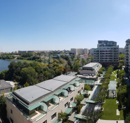 Apartament, 3 camere cu loc parcare subteran inclus Bucuresti/Lacul Tei