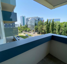 Apartament, 3 camere cu loc parcare subteran inclus Bucuresti/Aviatiei