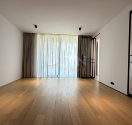 Apartament, 3 camere cu loc parcare subteran inclus Bucuresti/Herastrau