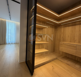 Apartament, 3 camere cu loc parcare subteran inclus Bucuresti/Herastrau