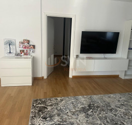 Apartament, 3 camere cu loc parcare subteran inclus Bucuresti/Herastrau