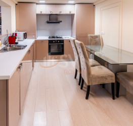 Apartament, 3 camere cu loc parcare subteran inclus Bucuresti/Herastrau