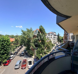 Apartament, 3 camere cu loc parcare subteran inclus Bucuresti/Kiseleff