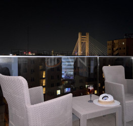 Apartament, 3 rooms, 100 mp Bucuresti/Piata Victoriei