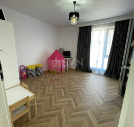 Apartament, 3 rooms, 105 mp Bucuresti/Damaroaia