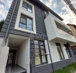 Apartament, 3 rooms, 105 mp Bucuresti/Damaroaia