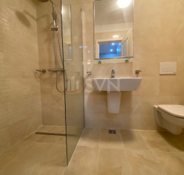 Apartament, 3 rooms, 107.5 mp Bucuresti/Sisesti