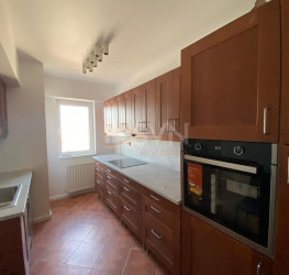 Apartament, 3 rooms, 108 mp Bucuresti/Alba Iulia