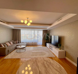 Apartament, 3 rooms, 110 mp Bucuresti/Herastrau
