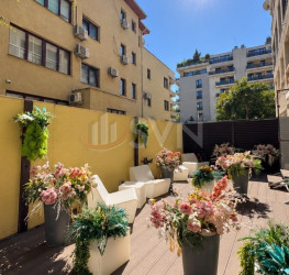 Apartament, 3 rooms, 119 mp Bucuresti/Herastrau