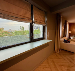 Apartament, 3 rooms, 135 mp Bucuresti/Straulesti