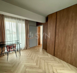 Apartament, 3 rooms, 135 mp Bucuresti/Straulesti