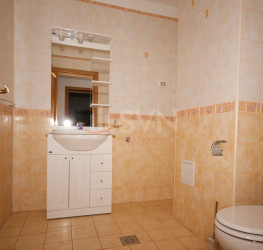 Apartament, 3 rooms, 172 mp Bucuresti/Aviatiei