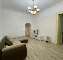 Apartament, 3 rooms, 233 mp Bucuresti/Piata Victoriei