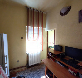 Apartament, 3 rooms, 50 mp Bucuresti/P-ta Dorobanti