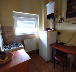 Apartament, 3 rooms, 50 mp Bucuresti/P-ta Dorobanti