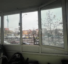 Apartament, 3 rooms, 68 mp Bucuresti/Victoriei