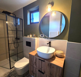 Apartament, 3 rooms, 69 mp Bucuresti/Damaroaia