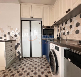 Apartament, 3 rooms, 70 mp Bucuresti/P-ta Victoriei