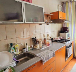 Apartament, 3 rooms, 70 mp Bucuresti/Crangasi