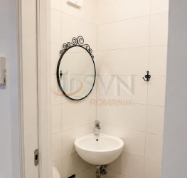 Apartament, 3 rooms, 70 mp Bucuresti/Victoriei