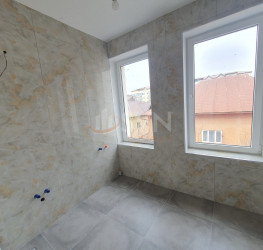 Apartament, 3 rooms, 71 mp Bucuresti/Straulesti