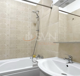 Apartament, 3 rooms, 74 mp Brasov/Centru