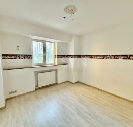 Apartament, 3 rooms, 77 mp Bucuresti/Splaiul Unirii (s3)