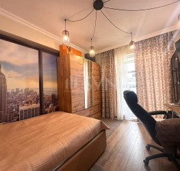 Apartament, 3 rooms, 78 mp Bucuresti/Alba Iulia