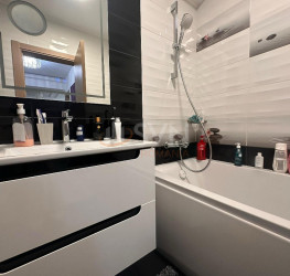 Apartament, 3 rooms, 78 mp Bucuresti/Alba Iulia