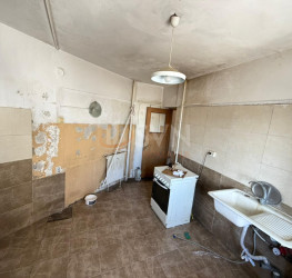 Apartament, 3 rooms, 78 mp Bucuresti/Crangasi