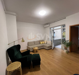 Apartament, 3 rooms, 79 mp Bucuresti/Calea Victoriei