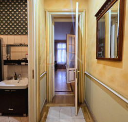 Apartament, 3 rooms, 80 mp Bucuresti/Calea Victoriei