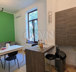 Apartament, 3 rooms, 80 mp Bucuresti/Calea Victoriei